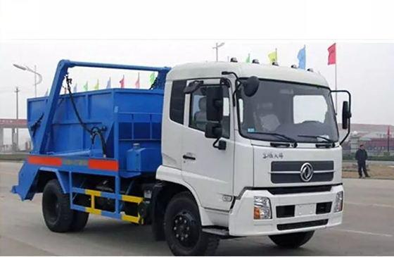 Il braccio di nuoto del camion della discarica di Dongfeng 8CBM con i recipienti salta il caricatore