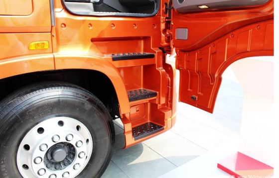 Rimorchio resistente diesel dell'autotreno DONGFENG del trattore 6*4