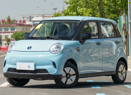 Mano sinistra di LINGBOX che determina la gamma di azionamento delle porte 140km di Mini Suv Electric 5