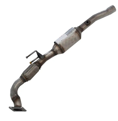 Front Exhaust Pipe Replacement Auto parte la marmitta catalitica per il golf Jetta 2.0L Turbo dello scarabeo di VW